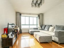 13.14号线武宁路站全南电梯两房前方无遮挡