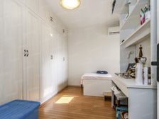 13.14号线武宁路站全南电梯两房前方无遮挡