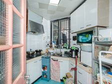 新天地南北大三房,大露台+阳台,满五年,好停车