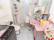 两房朝南高区,采光好,前面无遮挡,视野好