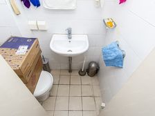 业主诚意出售,满二年有车位,税少,高区景观视野好。