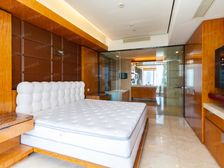 济南路8号、119平高区21楼、1房2厅、诚意卖、看房方便