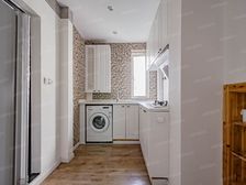 满五年+采光充足+厨卫有窗户+2个大阳台+南京西路地段