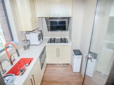 新上电梯高区精装修大金空调带地暖业主诚意出售