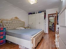 静安南京西路板块+精致两房+看小区花园+业主诚意出售