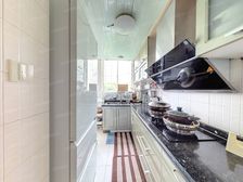 老卢湾洋房小高层边套户型+出门新天地+凯德晶萃地铁站