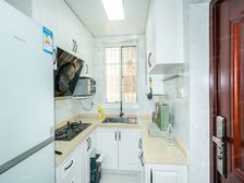 边套南北通,中楼层,精装修,价格可谈诚意出售