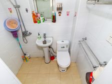 目前空关,看房有钥匙,业主诚意出售,随时可以签字