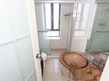 品质小区,交通便利了,高区一房,西边套三面采光