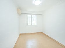 楼层好,全明户型,布局合理,看房方便,诚意出售