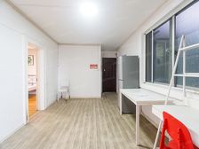 咫尺地铁,三间朝南,电梯房,自如装修,俯瞰碧云。