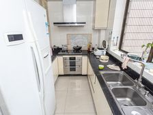 满5惟一精装修拎包入住业主急售保养很好