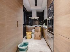 次新influencer社区,看苏州河景,小两房,闹中取静