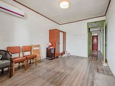 苏州河畔正气电梯一房卧室朝南带阳台