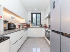 电梯三房使用面积大闹中取静全明户型