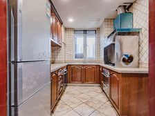 丽都三期四开间朝南,厅南北通,户型正气,有产权车位