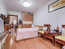 一梯两户+电梯房全明户型+视野开阔+不靠马路看老洋房