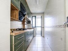 此房南北通的三房一厅,全明户型,楼层好,视野好