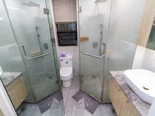 华山路南北两房全明户型边套精装修满五年