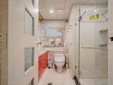 落地窗总价低南京西路2004年电梯房