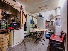 北京西路新式里弄小户型诚意出售