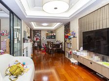 2011年竣工、少有的全南2房、楼层中区、方正户型