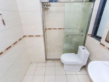 总价低南北三房,出入方便,客厅带阳台边套,正南朝向