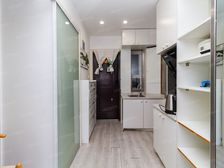 电梯房+全南精装一房+次顶楼视野开阔!