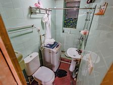 朝南一房,有钥匙,随时看房,诚意出售,满五年