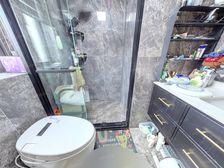 精装修,全明户型,看房方便,业主诚意出售,价格可谈