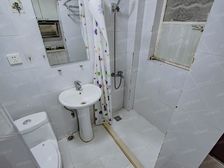 南京西路商圈朝南一房视野开阔产权干净诚意出售