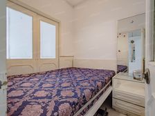 南京西路商圈朝南一房视野开阔产权干净诚意出售