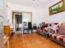 与氧吧为邻,望生命源泉,舒适楼层,南北通风