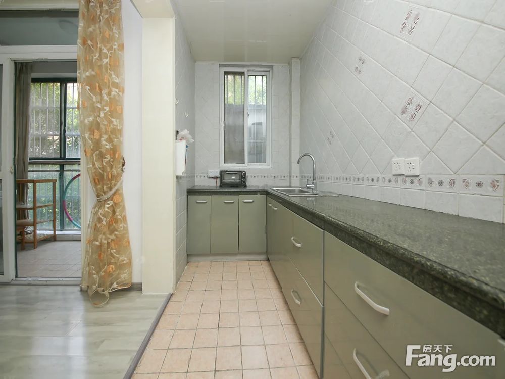 金王府小区 3室2厅1厨2卫 128.0m2 精致装修