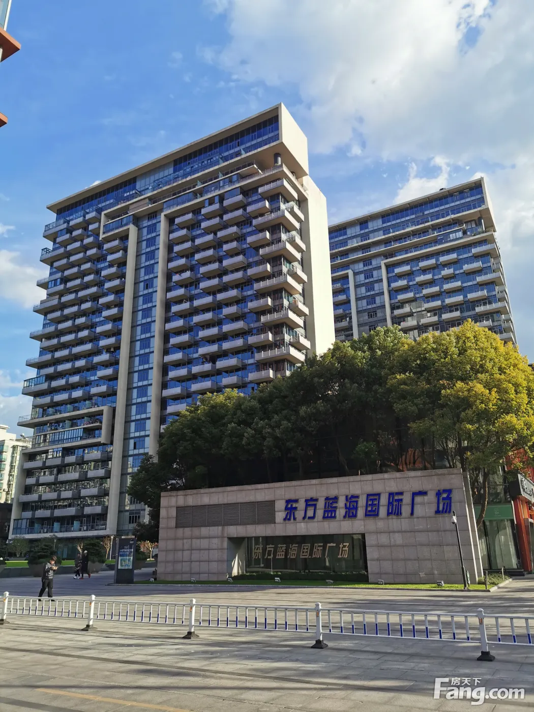 东方蓝海国际广场写字楼出售,黄兴公园旁,近财富国际广场,次新房带
