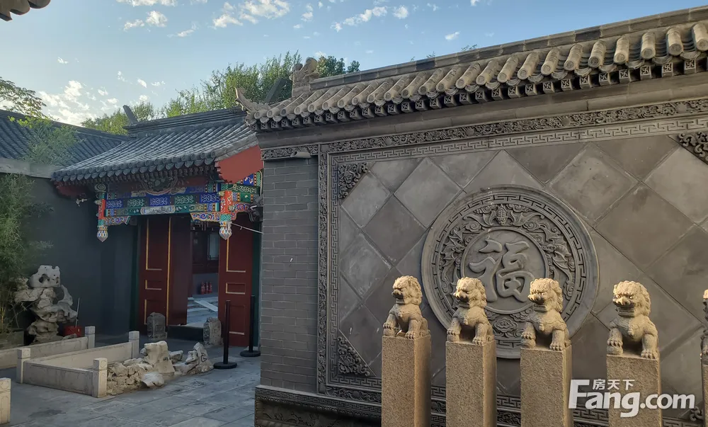 后海什刹海鼓楼地安门四合院出租独院精装会所四合院出租