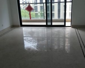 德信东宸5室1厅1卫南朝向790.0万元/套出售