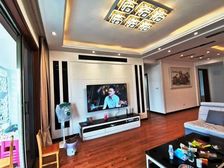 含泪出 领秀海四房 一线江景 带车位包税 读仲元书包随时看房