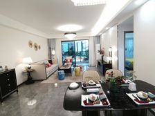 西华旁 有轨电车站点 单价1万 买精装带家电现房即买即住