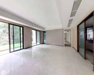 中国铁建西派金沙南,户外风景优美,是您不悔的选择。