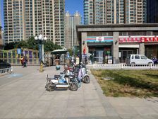 低价急售小区门口纯1楼带租约出售1期成熟社区