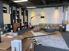 粤海广场 俯视整个万博 适合有实力的大公司点 和公司总部