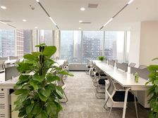 北四环 精装修 带家具 户型方正 三面采光 邻洛克凯旋城