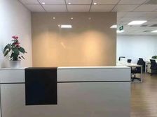 东大桥商圈 万通中心 高区出租 拎包入住 精装出租