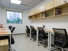 年底!荔湾领展附近丨靠窗可开8人间办公室,物业直租