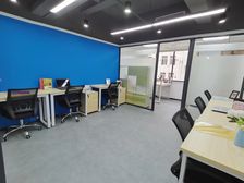 不用中介费!带套间 9人工位 5折好价!24空调