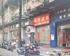 十字路口成熟社区商铺出售停车方便