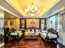 金地艺华年下叠精装修,拎包入住带车位。