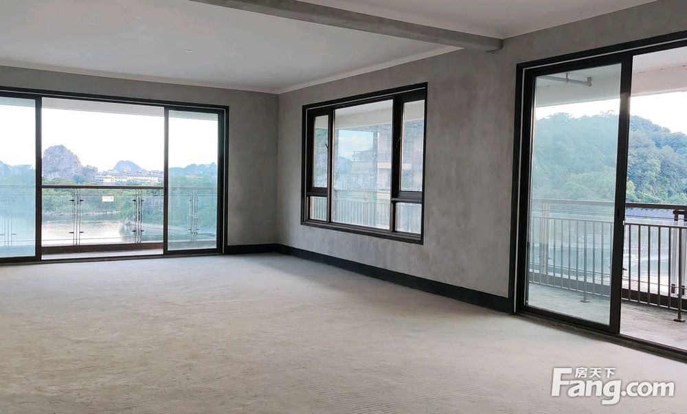 漓江首排一线江景房漓江郡府两面转角临江270度宽视野大平层