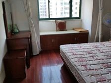 房东已置换他处房产 急于去名 急售